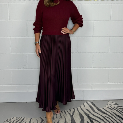 CLAIRE® | Jumper + skirt set